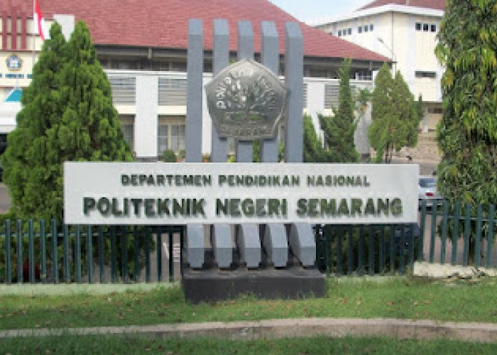 Keren! Ini 10 Kampus Terbaik di Jawa Tengah, Universitas Diponegoro di Urutan ke Berapa? 