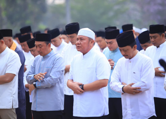 Karhutla Sumsel Capai 1.950 Hektare, Herman Deru Ajak Warga Perkuat Gotong Royong dan Doa
