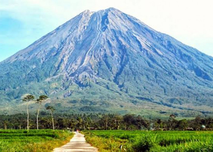 Petualangan Mencekam, Inilah Gunung-gunung Mistis yang Masih Memberikan Pengalaman Spiritual Bagi Pendaki! 