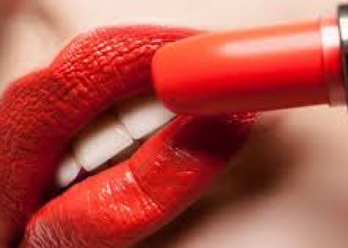 5 Tips Pakai Lipstik Bagus Untuk Pemula Agar Terlihat Fresh dan Tahan Lama