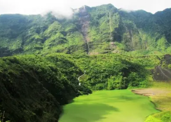 Siap Menyelami Keindahan Gunung Galunggung? Yuk, Jelajahi 6 Fakta Menakjubkan!