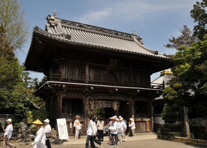 Budaya Kebaikan di Jalur Kuno, Uniknya Ziarah Melintasi 88 Kuil di Jepang