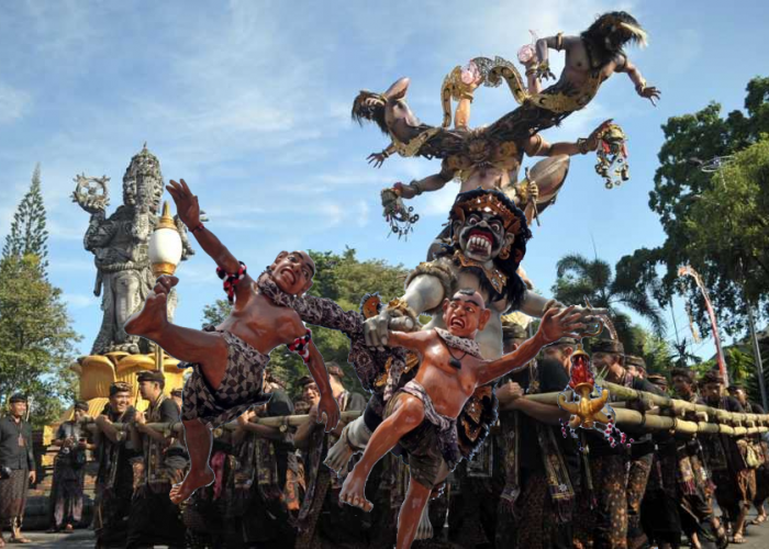 Festival Ogoh-Ogoh, Cara Umat Hindu Bali Membuang Energi Negatif dan Menyambut Tahun Baru Caka