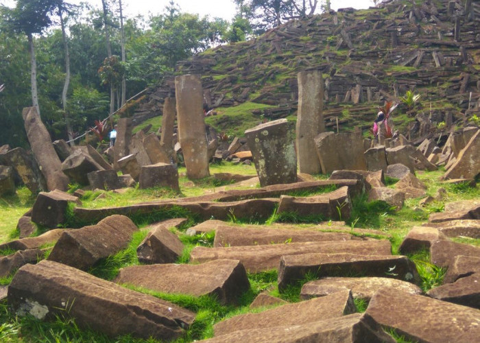 Para Arkeolog Dunia Berburu Disini! Inilah Fakta Menarik Tentang Situs Gunung Padang
