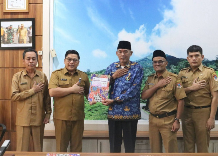 Sekdakot Pagar Alam Apresiasi Pengabdian ASN Purna Tugas