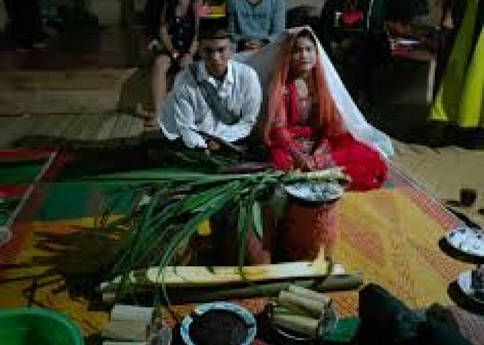 Ritual MP Pernikahan Suku Ini Pake Beginian, Netizen Dibikin GELISAH