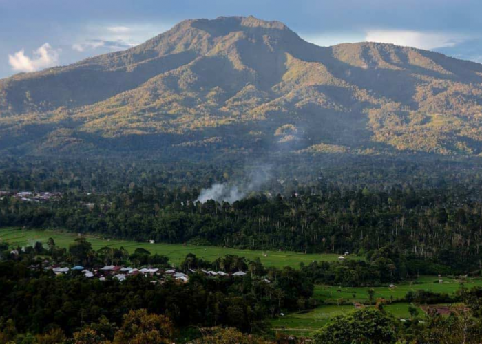 Gunung Pesagi, Dataran Tinggi yang Menyimpan Warisan Keturunan Masyarakat Lampung