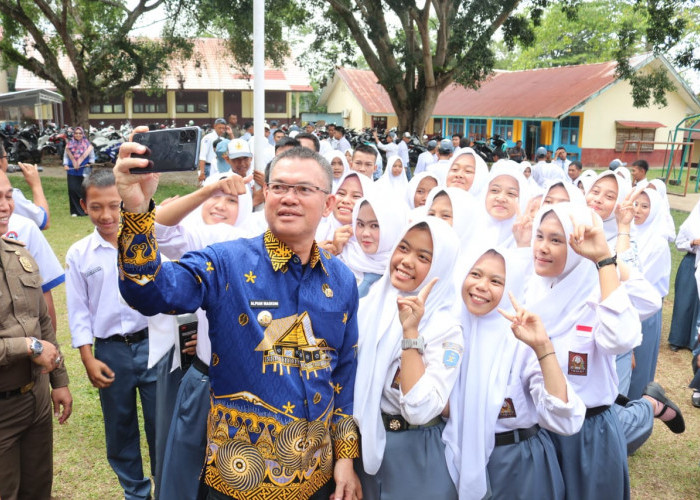 Alaf-nya Beasiswa Berprestasi MBR, Muluskan Langkah Siswa Berprestasi Menuntut Ilmu