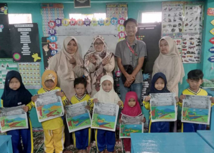 Tim Road Show Lomba Mewarnai Sambangi Paud  RA Nurul Iman 