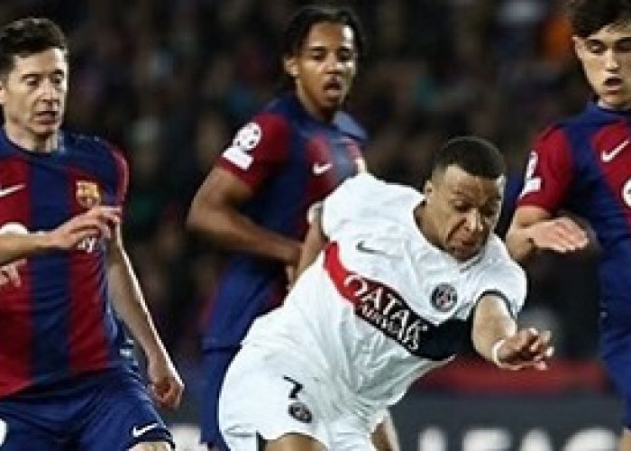 PSG Hancurkan Barcelona dengan Tiga Kartu Merah dan Satu Penalti