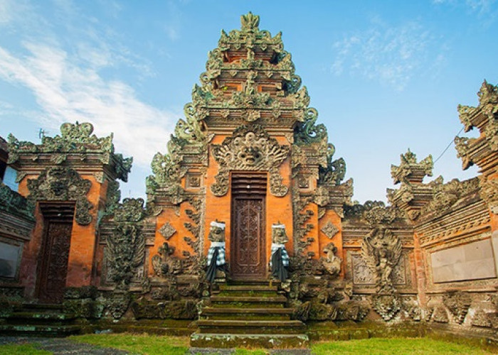 Mari Menjelajah,  Jangan Lewatkan 8 Tempat Wisata Religi di Bali yang Wajib Banget Kamu Kunjungi 