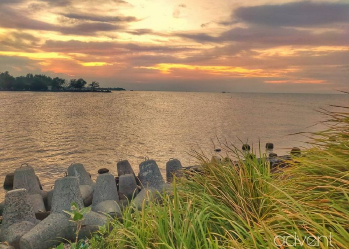 Mempesona! 5 Pantai yang Wajib di Kunjungi saat Liburan Akhir Tahun di Semarang 