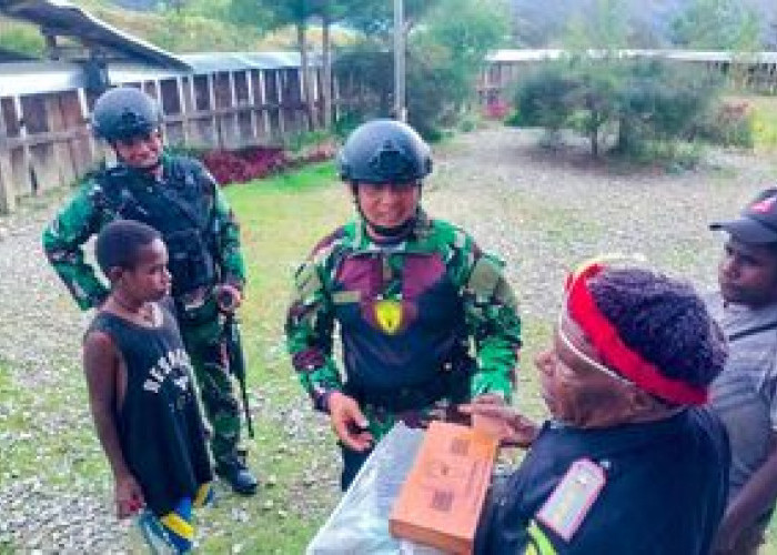 Pererat Hubungan dengan Masyarakat Papua, Ini Yang Dilakukan Dansatgas Yonif 721/Mks