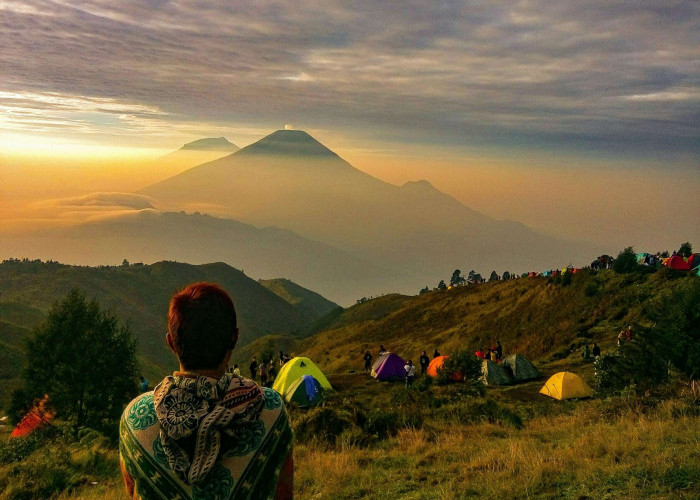Mengulik Gunung Sibuatan, Panorama Tertinggi di Sumatera Utara