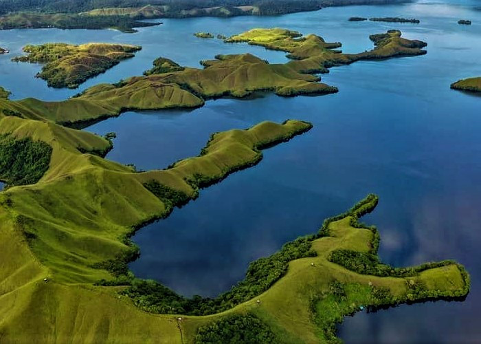 9 Danau Terbesar di Indonesia, Selain Danau Toba