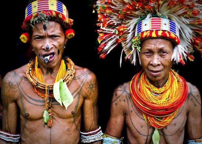 Tinggal di Pedalaman Hutan, Ini 6 Suku Asli Indonesia yang Bertahan Hingga Sekarang