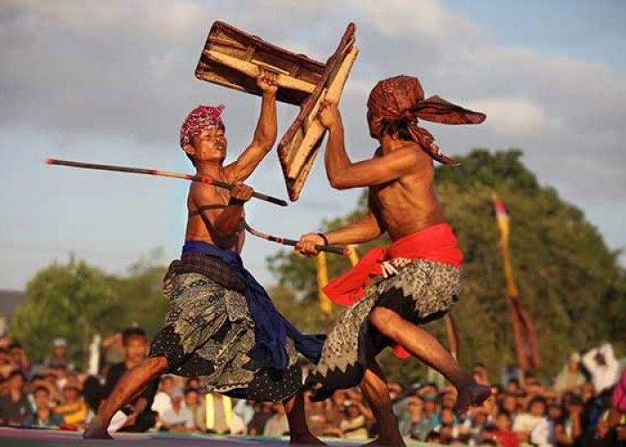 Mengenal Suku Sasak, Kekayaan Budaya di Balik Keindahan Pulau