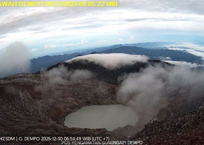 Gunung Dempo Sumatera Selatan Waspada Level II: Masyarakat Diminta Jauhi Kawah dan Sektor Utara