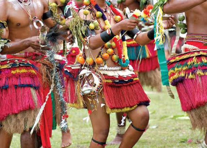 Hanya Tradisi Suku Indonesia yang Coitusnya Bukan dengan Mempelai? Kok Bisa?