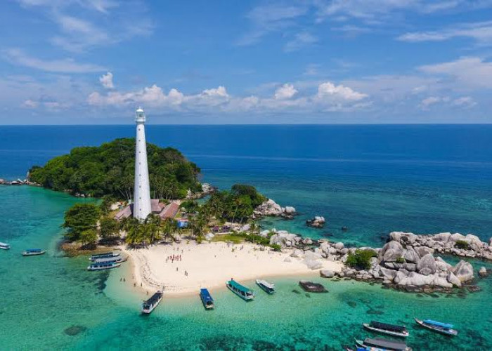 Cerita Mercusuar Inggris di Pulau Lengkuas, Dijaga Penyu Hijau, Eksotisnya Kepulauan Belitung