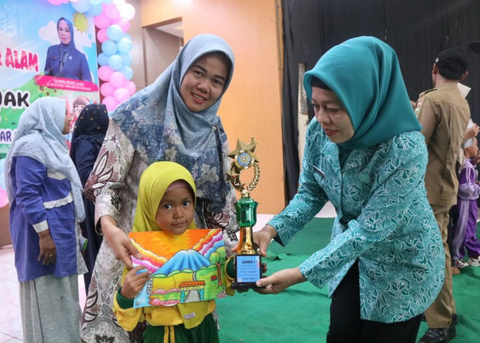 Pererat Hubungan Ibu dan Anak, TP-PKK Pagar Alam Gelar Lomba Melukis