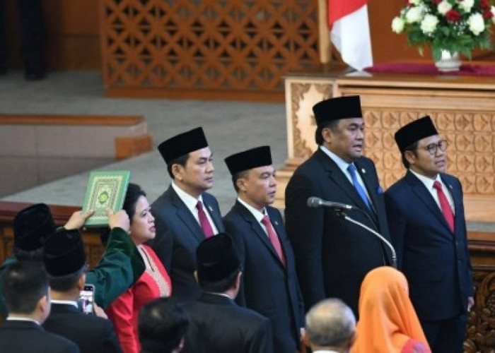 Empat Anggota DPR RI Dilantik sebagai Pengganti Antar-Waktu, Ini Pesan Sufmi Dasco Ahmad!