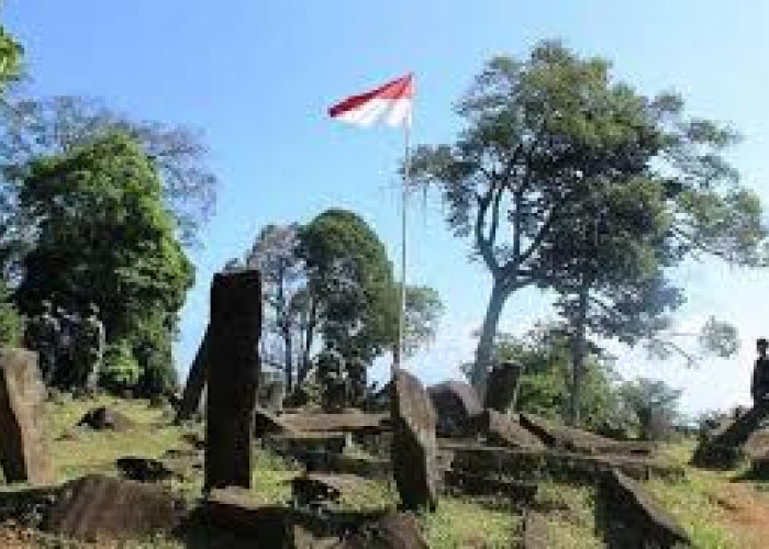 Situs Gunung Padang, Bukti Adanya Peradaban Prasejarah yang Hilang!
