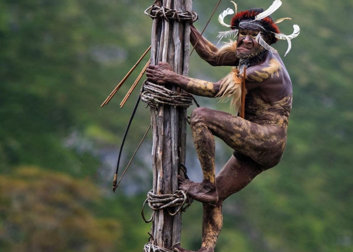 Begini Keunikan Suku di Papua, Mulai Berpostur Pendek, Pintar Berburu Hingga Ahlinya Membuat Kerajinan   