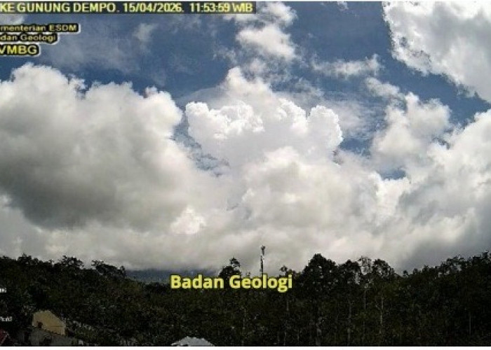 Gunung Dempo Erupsi, Status Masih Waspada Ketinggian Kolom Abu Capai 3.500 Meter