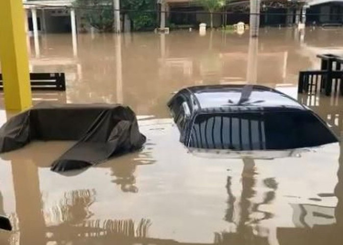 Mobil Terendam Banjir? Jangan Panik!, Ini Dia Panduan Lengkap Yang Harus Anda Lakukan!
