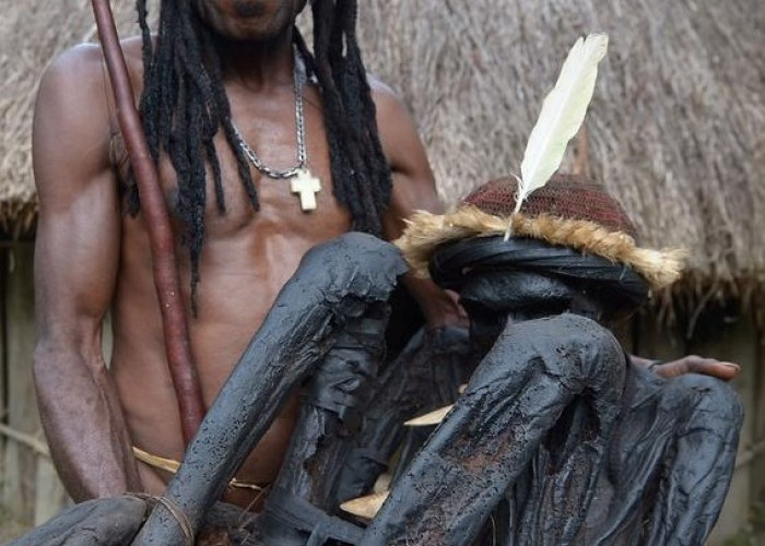 Benarkah Suku Papua Terdapat Suku Kanibal? Cek Kebenarannya! 
