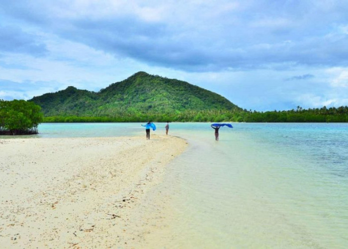 Bukan Cuma Pahawang, Ini 7 Pantai Indah Lainnya Yang Ada Di Lampung!