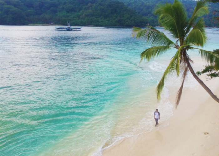 Gak Kalah Keren dari Bali, Inilah Pesona Keindahan 7 Pantai di Lampung yang Wajib Masuk List Liburanmu!