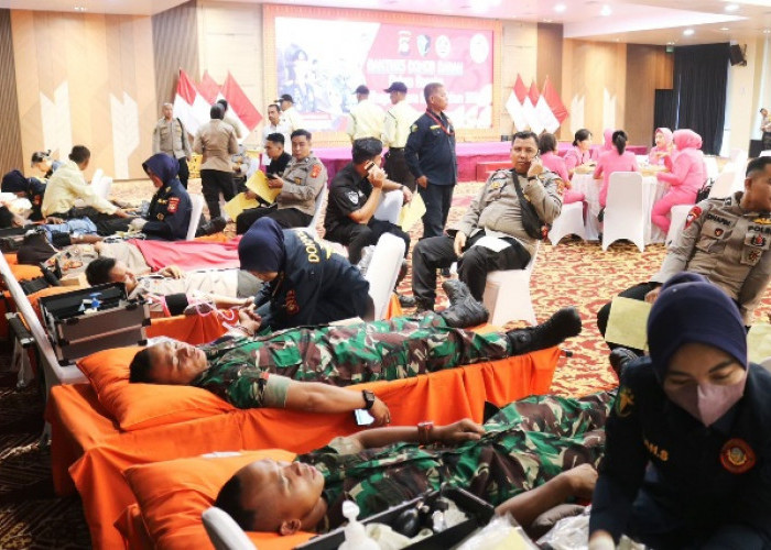 Peduli Kesehatan Masyarakat, Polda Sumsel Menggelar Bhaktikes Donor Darah