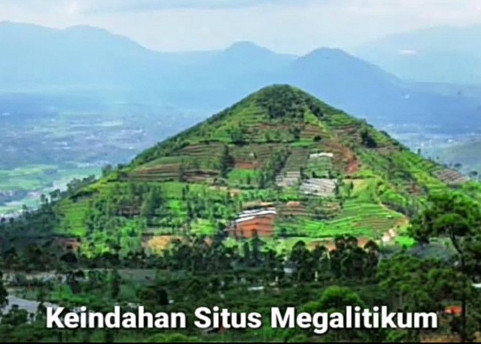 3 Fakta Misteri Gunung Padang, Nomor 2 Bikin Geleng-geleng Kepala!