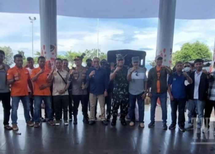 Di Ternate, TNI - Polri Kawal Unjuk Rasa Hari Buruh Dengan Humanis 