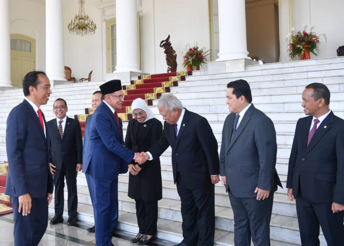 Presiden Jokowi Sambut Kunjungan Resmi PM Anwar Ibrahim di Istana Bogor