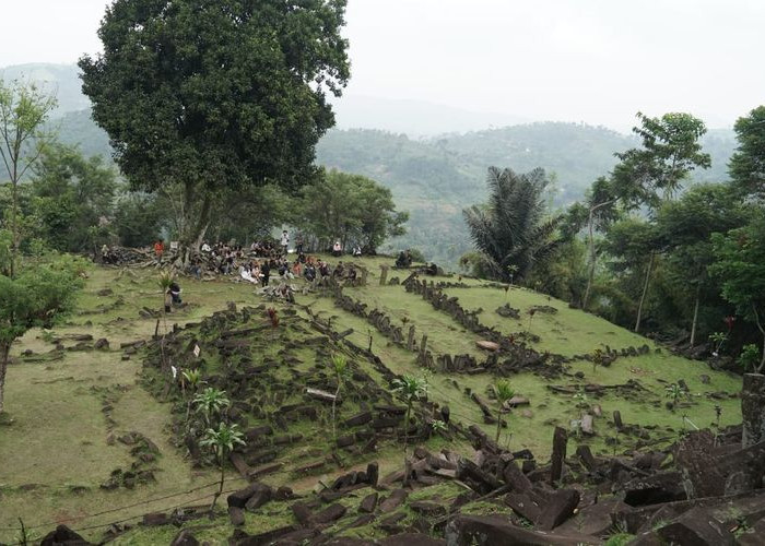 Wajar Situs Gunung Padang Kaya Akan Penemuan Bersejarah, Ternyata Ini Fakta Menariknya!