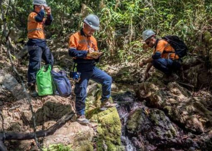 Diserbu Para Peneliti! Logam Mulia dan Artefak Kuno Ditemukan Dalam Situs Gunung Padang