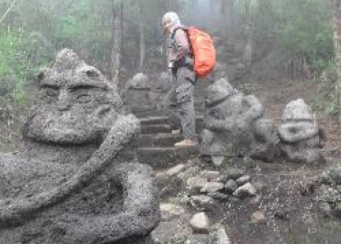 Antara Mitos dan Kenyataan, Menguak Fakta Tentang 5 Gunung Keramat di Pulau Jawa