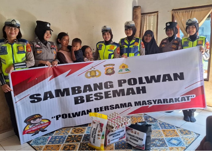 Polwan Berbagi, Begini Respon Warga Disambangi Srikandi Polres Pagar Alam