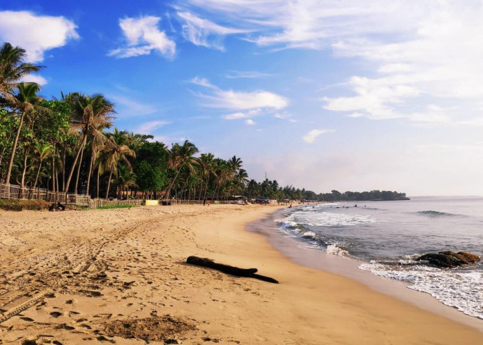 Wisata Pantai Anyer yang Gak Kalah Cantiknya, Sajikan Panorama yang Menakjubkan!
