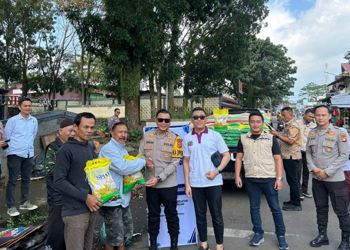 Usai Zoom Meeting Bersama Waka Polri, AKBP Januar KS Persada Pimpin Gerakan Pangan Murah di Pagar Alam