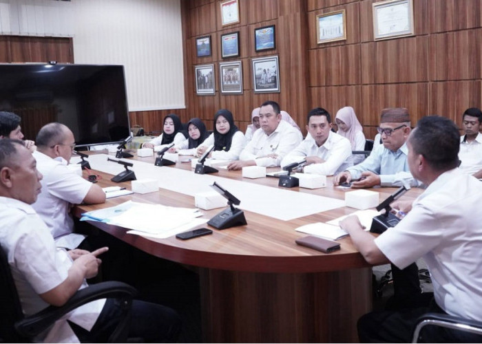 Asisten III Terima Audiensi Forum Guru Honorer 