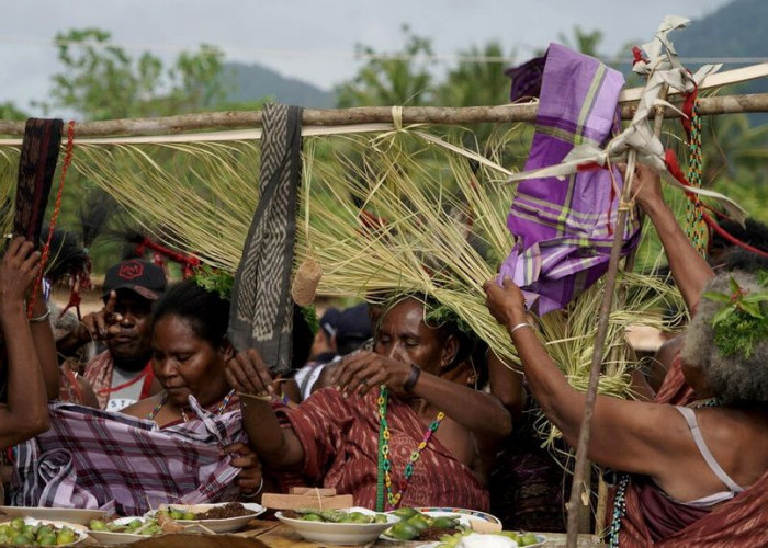 Jaga Kelestarian Adat dan Budaya, Inilah Keunikan Upacara Adat yang Tetap Dilestarikan Suku Maluku 