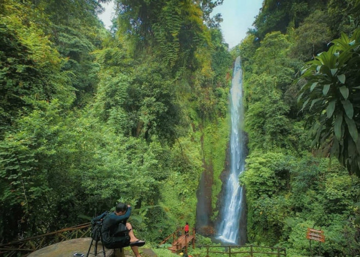 Ke Surabaya Bikin Ngadem, Kamu Jangan Lewatkan Berwisata Air Terjun, Cek Lokasinya Disini