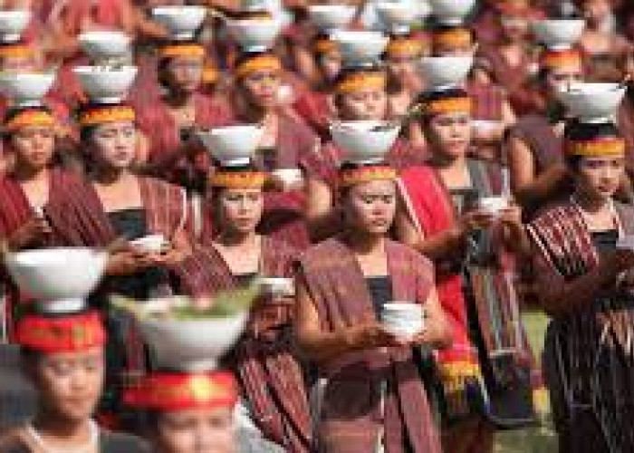 Tato Khas Suku Mentawai, Simbol Identitas dan Spiritualitas yang Mendalam