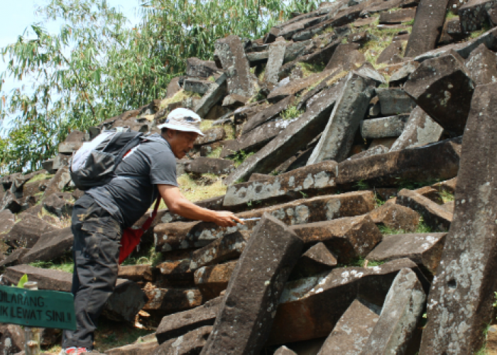 Wow, Temuan Arkeologi yang Mencengangkan di Situs Gunung Padang! 