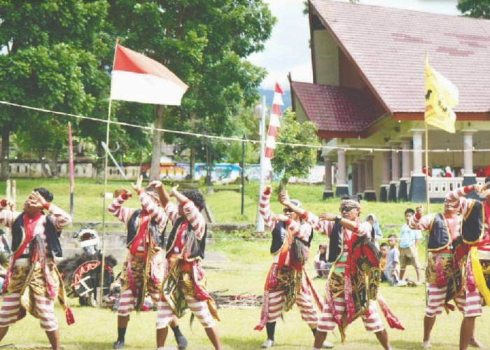 Buka Pentas Seni Kuda Kepang, Wawako : Lestarikan Budaya dan Perkuat Identitas Daerah