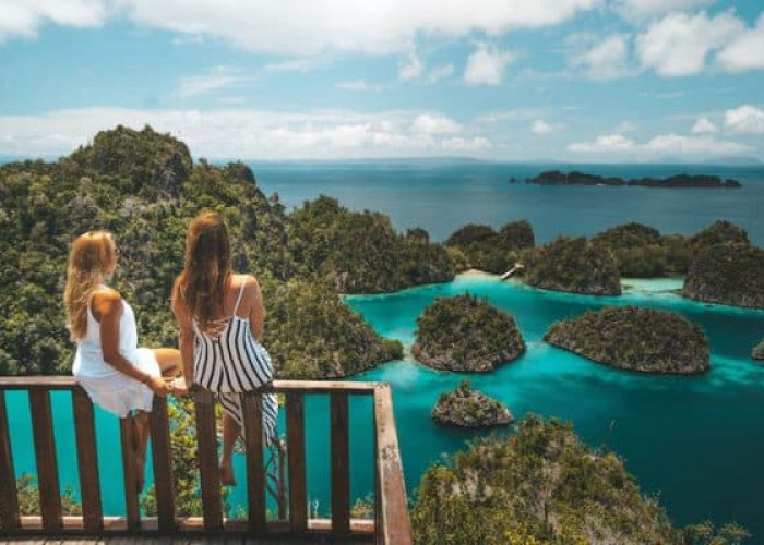 Wisata Spektakuler! Inilah Destinasi Wisata di Papua Barat  yang Banyak di Mimpikan Para Wisatawan 